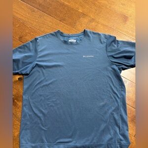 Columbia shirt men's size large short sleeve